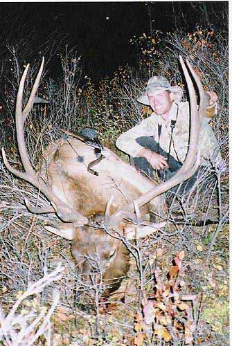 2004 Elk Randy Burtis with a great bull shot the
                  hard way